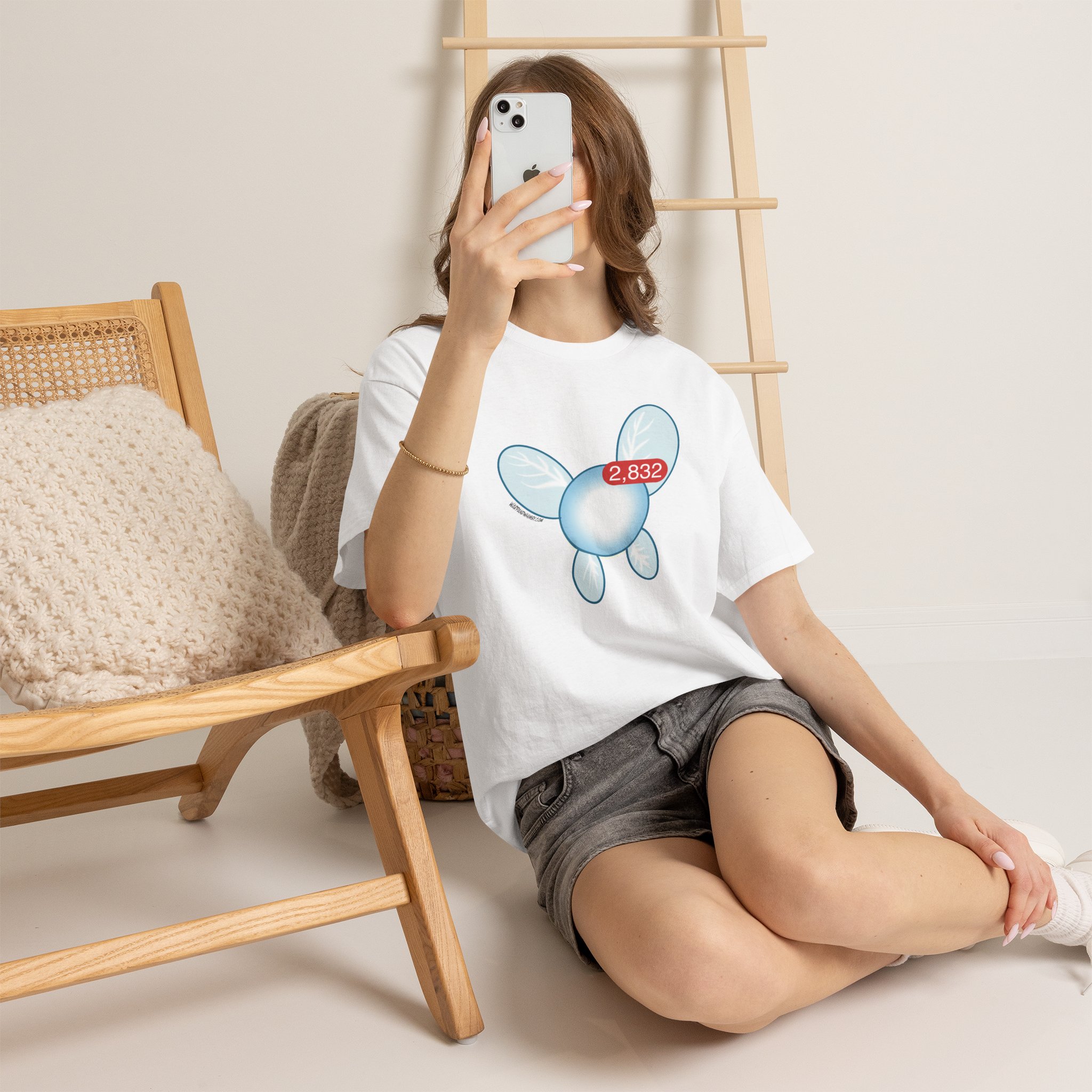 Hey! Listen! 2,832 Notifications T-Shirt - Image 5